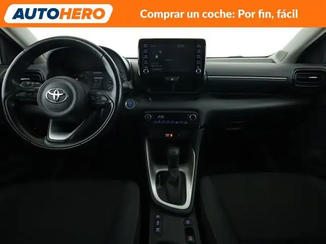 Toyota Yaris view 13