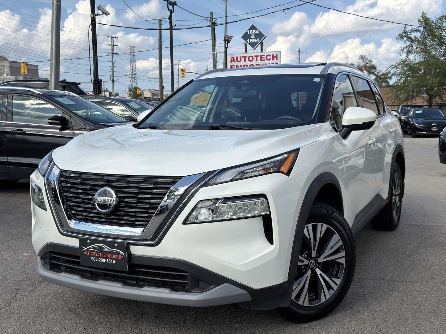 2021 Nissan Rogue SV Premium AWD Pearl White | Moonroof | Leather | — снимка 1