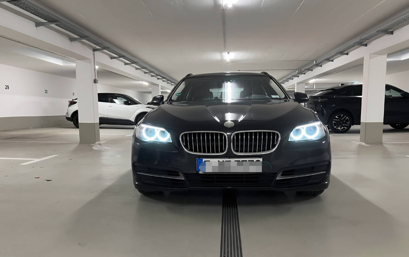 BMW 518 518 d Touring Sport Sitze Leder Navi PDC — photo 5