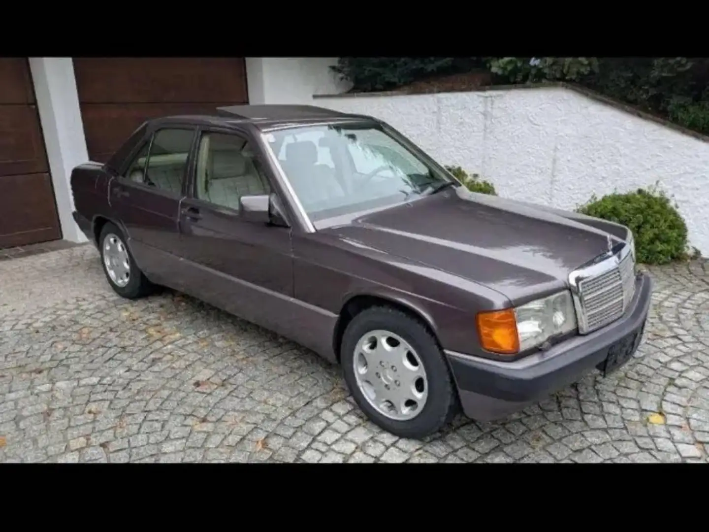 Mercedes-Benz 190 190 E 2,3 Violett - 1