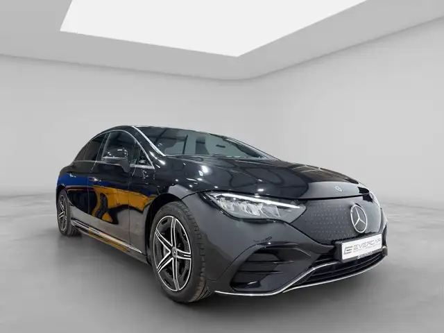 Mercedes-Benz Eqe view 3