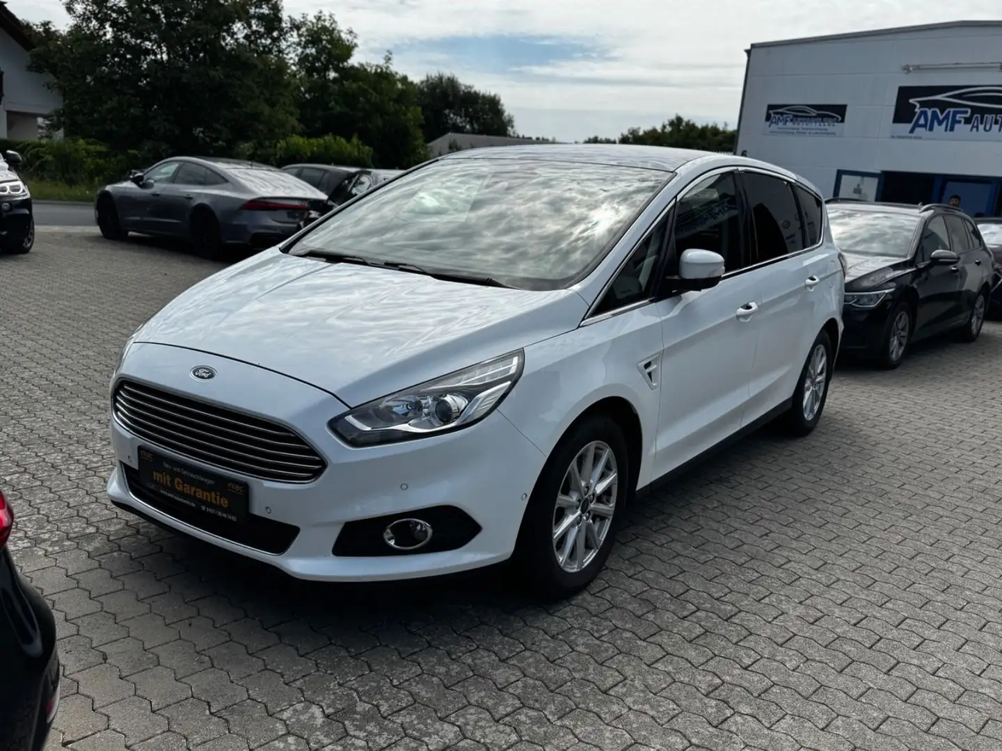 Ford S-Max 2.0 S-MAX Titanium 7 Sitzer Navi Weiß - 1