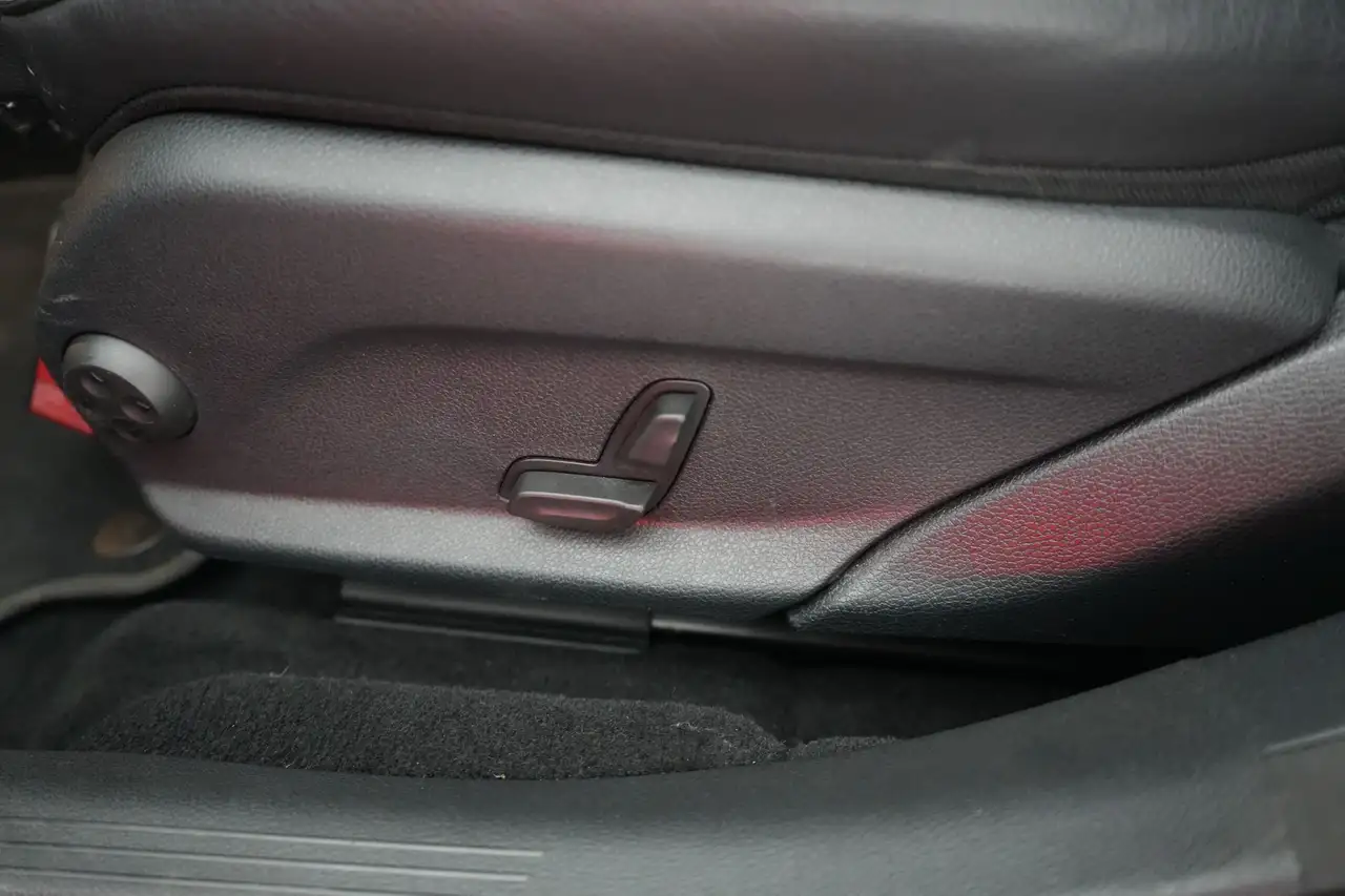 Mercedes-Benz E-Class 200dA Business Solution Luxury LEDER/CUIR LED GPS, миниатюра 26