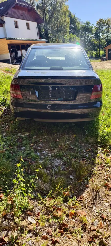 Audi A4 quattro 2,7 S4, foto 3