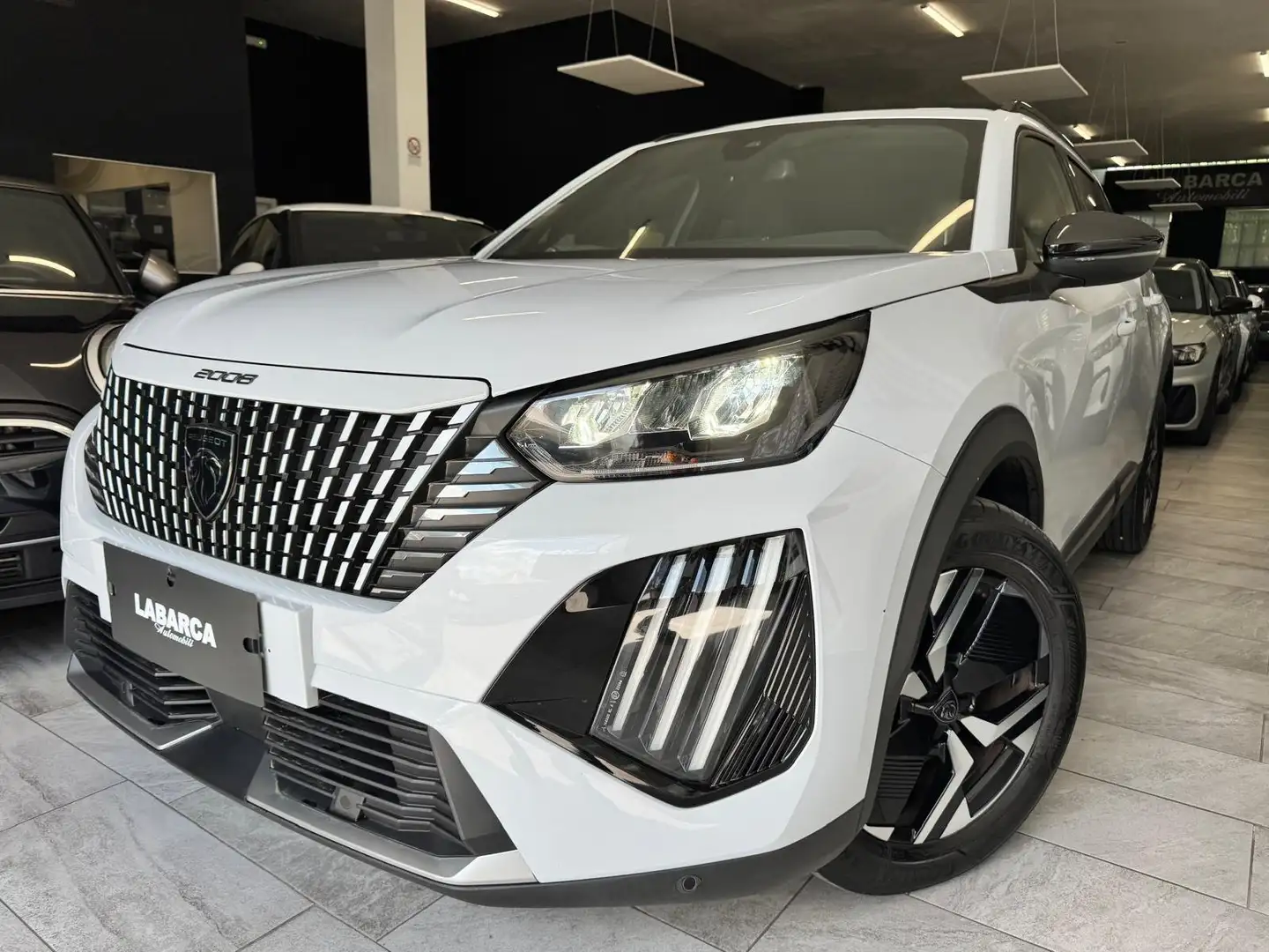 Peugeot 2008 1.2 puretech Allure Bianco - 1