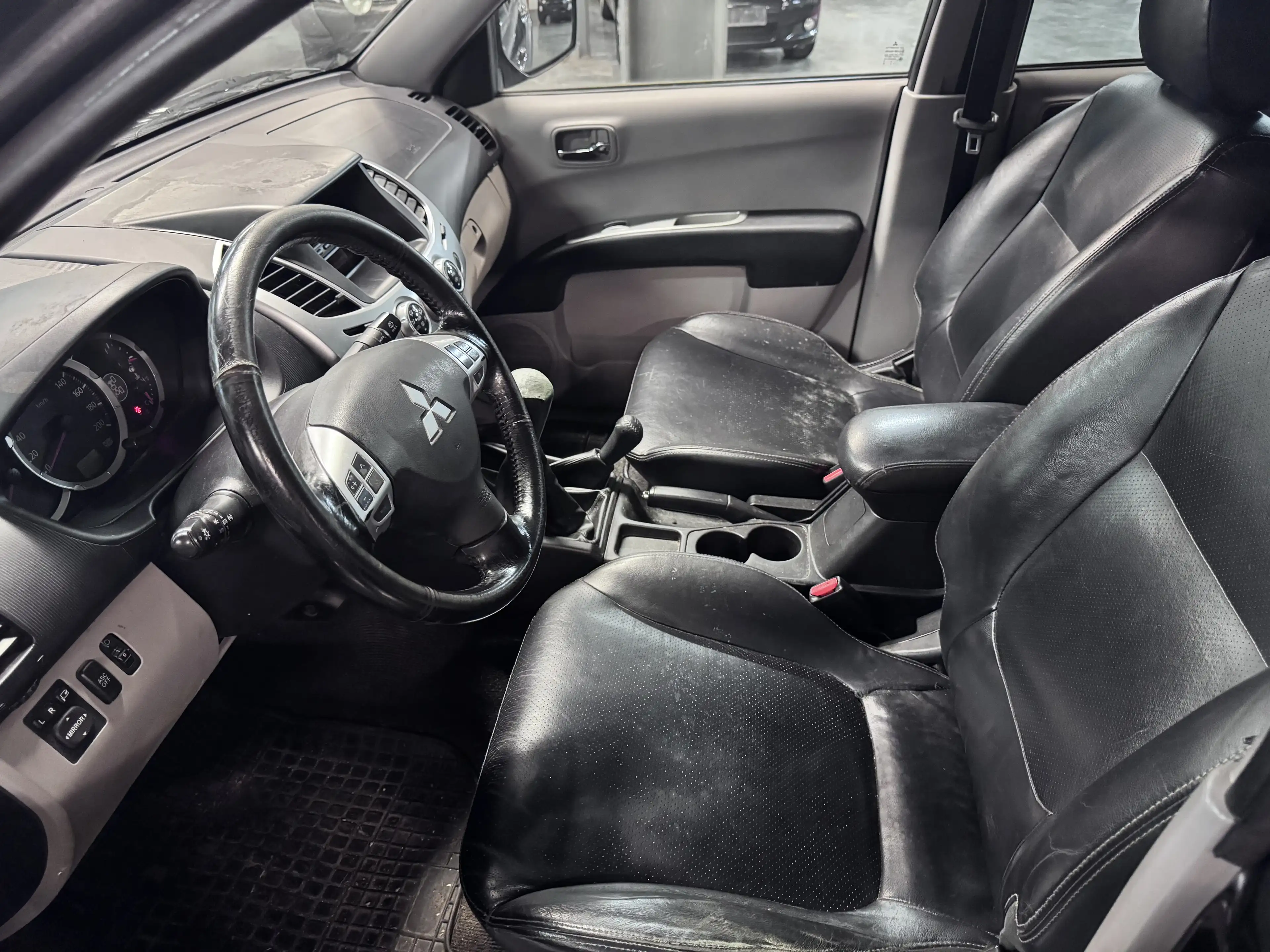 Mitsubishi L200 Export Only — photo 13