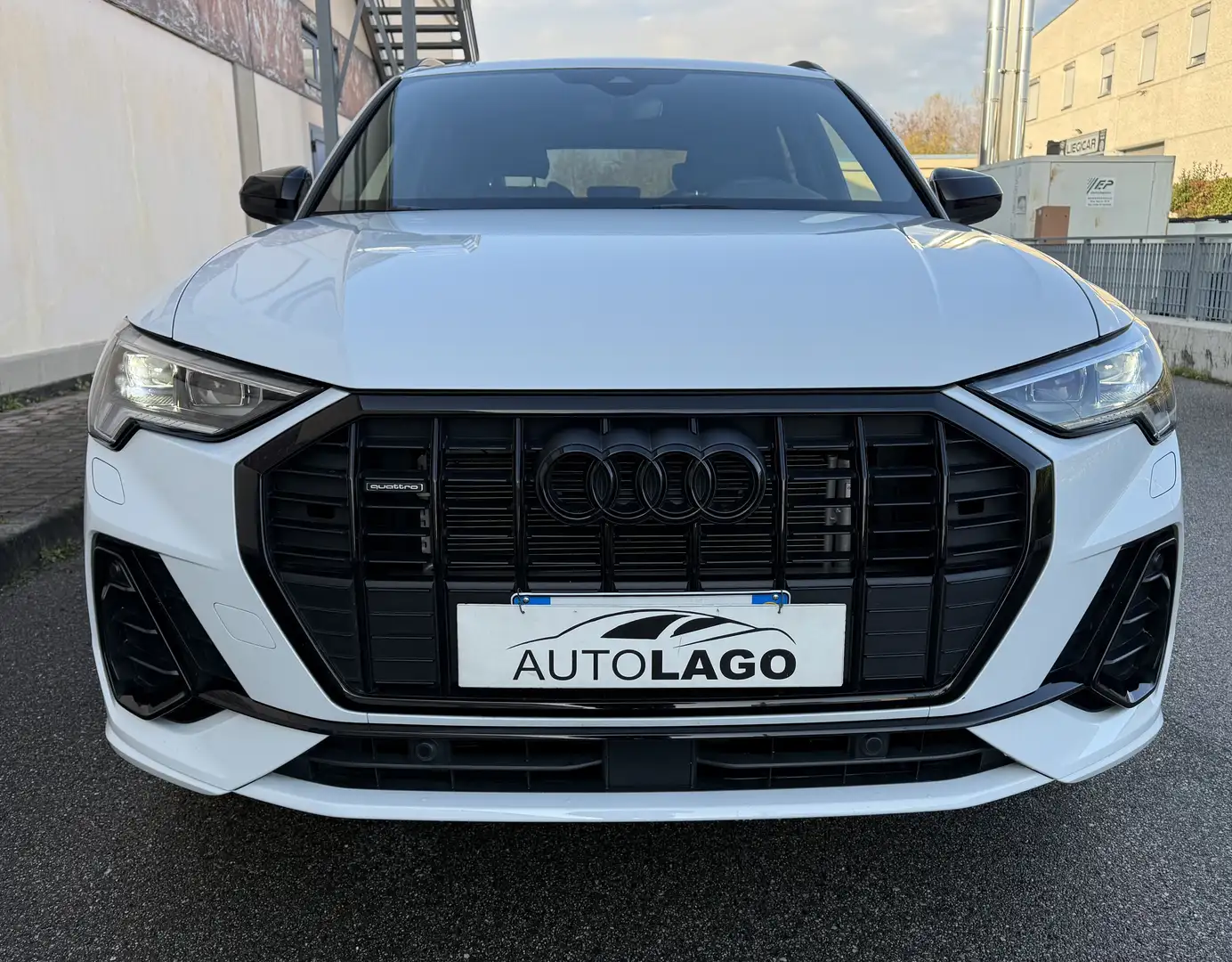 Audi Q3 40 2.0 tdi S line edition quattro 200cv s-tronic Weiß - 1
