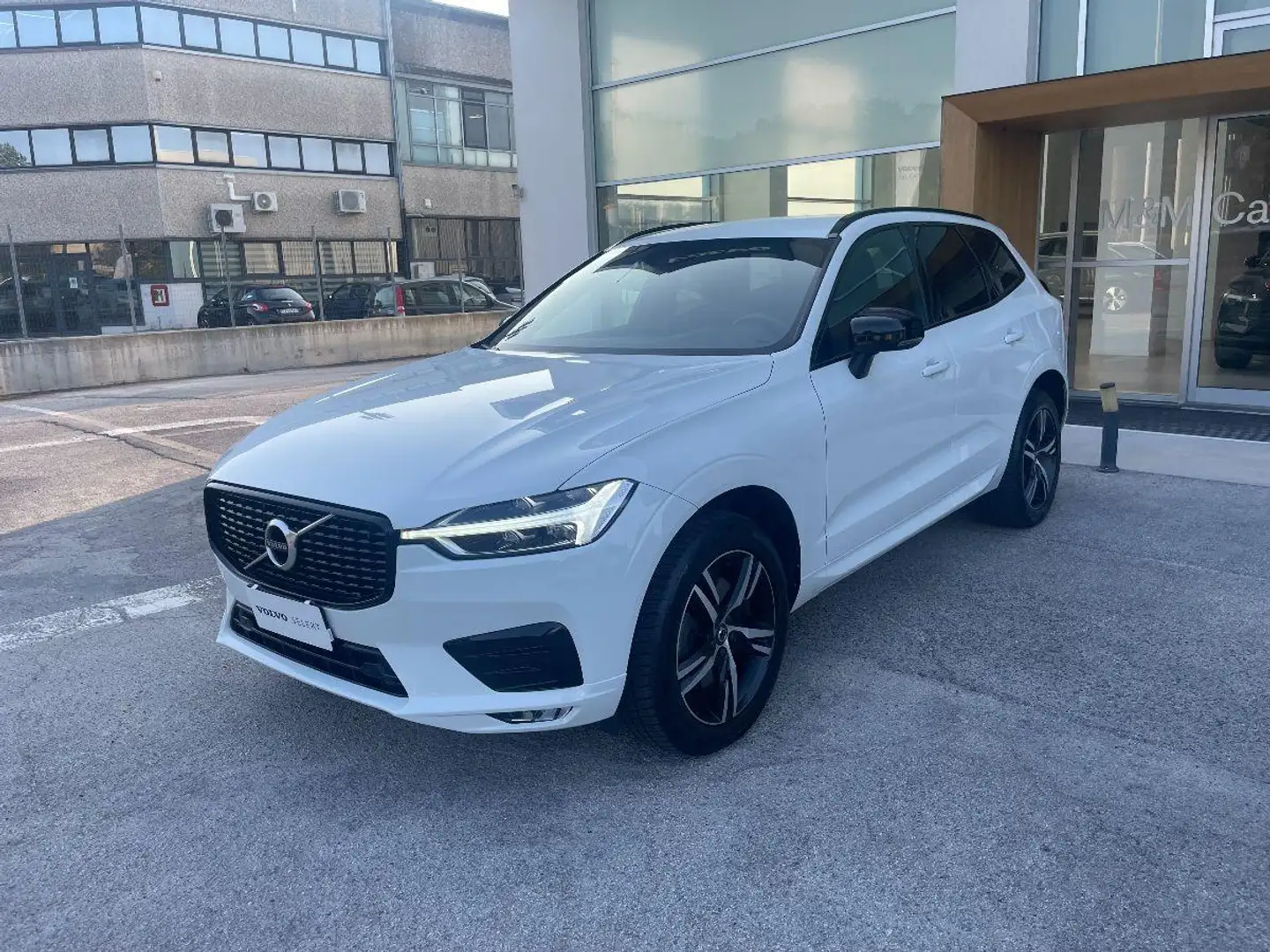 Volvo XC60 B4 AWD Geartronic R-design Blanc - 1