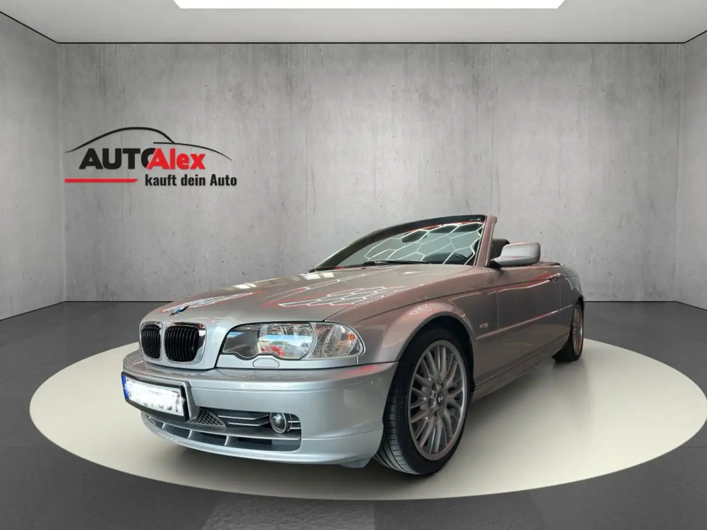 BMW 330 Ci - 1