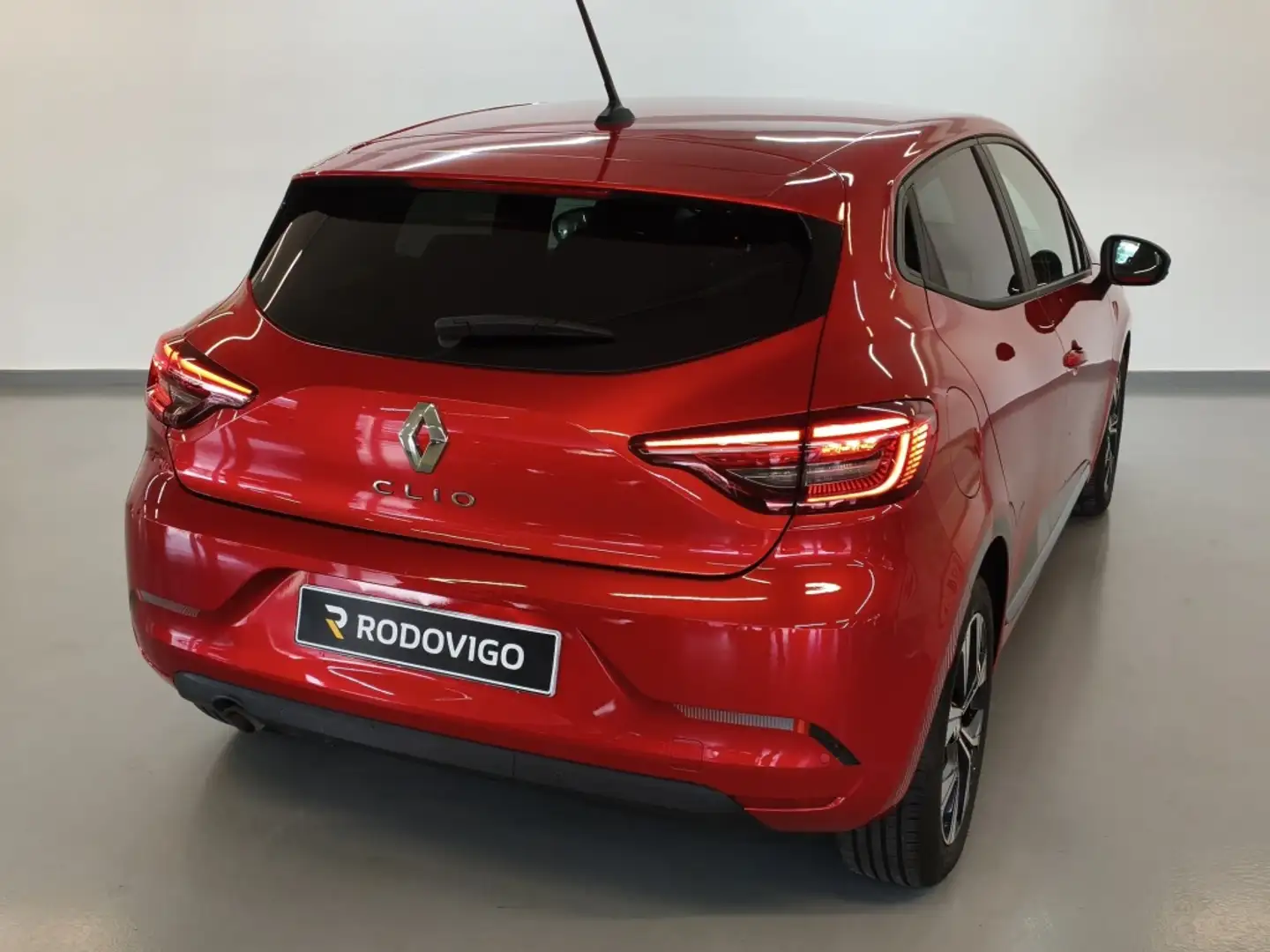 Renault Clio TCe Serie Limitada Limited 67kW Rojo - 2