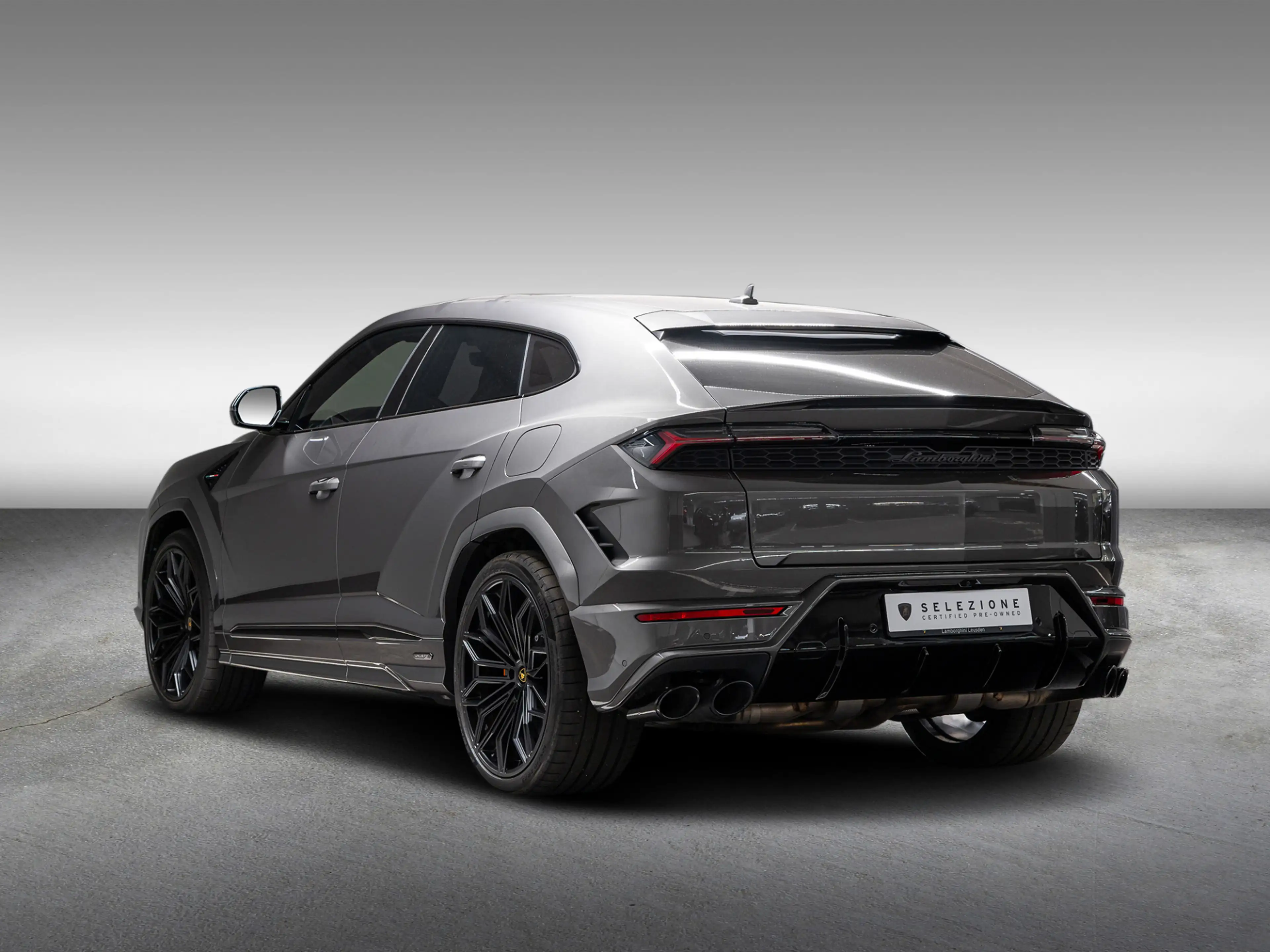 Lamborghini Urus SE MY2025 — photo 12