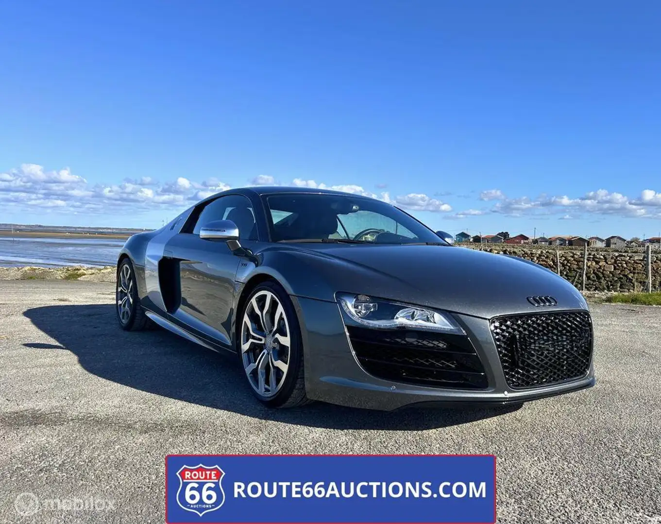 Audi R8 Coupe - 2009 | Route 66 auctions Gris - 1