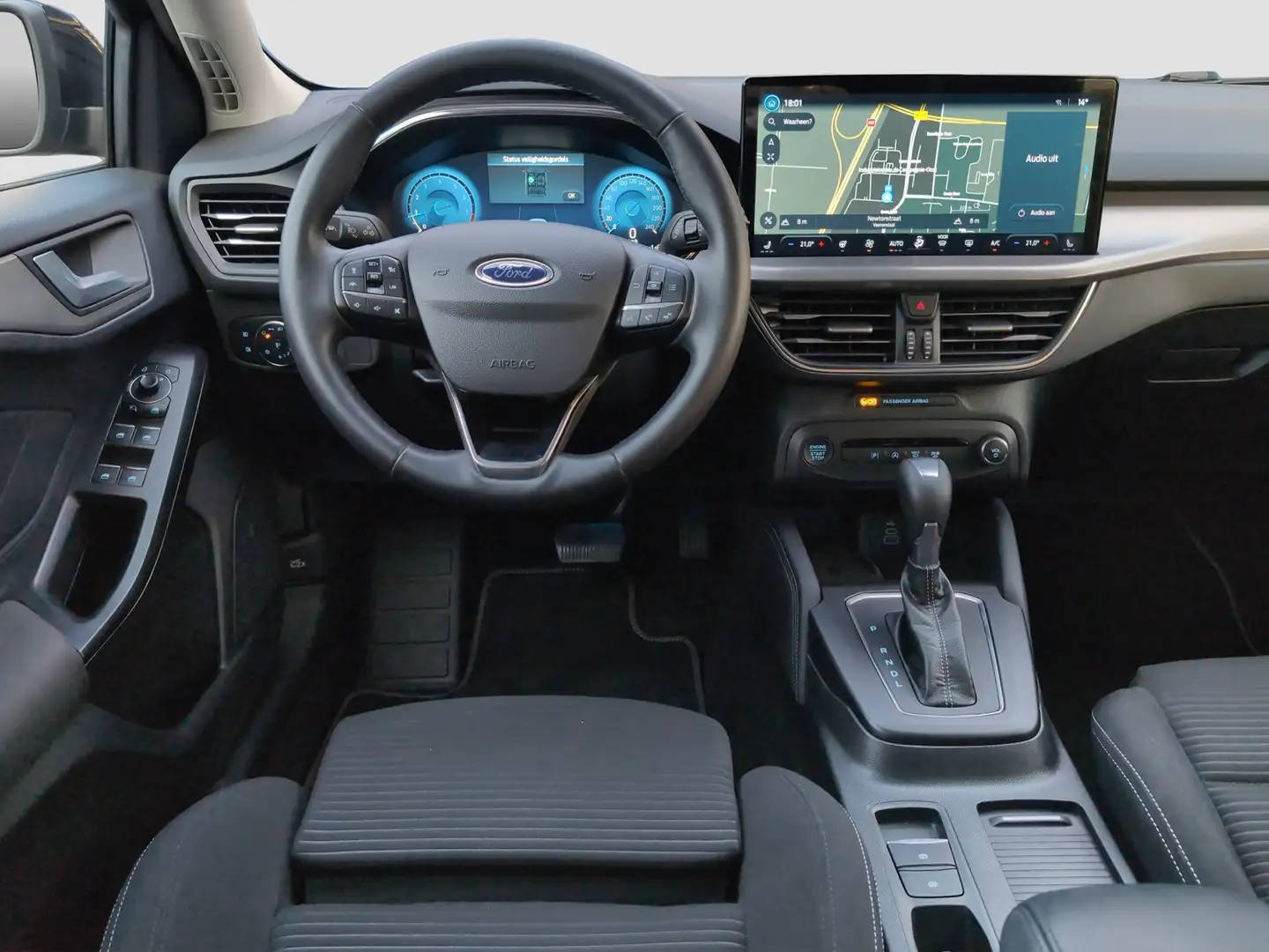 Ford Focus Wagon 1.0 Hybrid Titanium X | Winter Pack | Adap. Noir - 2