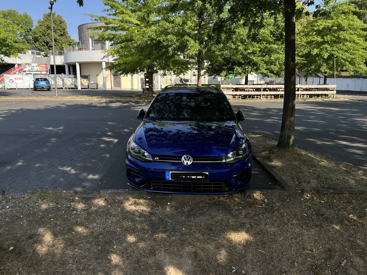Volkswagen Golf R