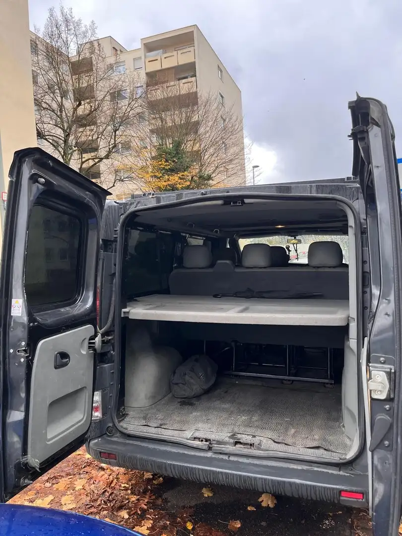 Opel Vivaro 2.5 CDTI L1H1 Life - 2