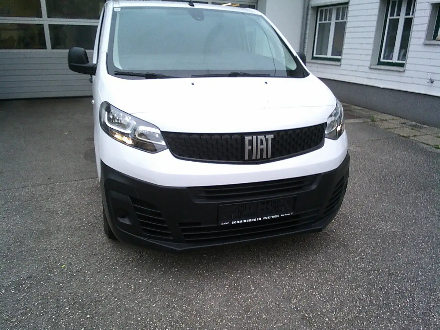 Fiat Scudo BlueHDi 120 S&S 6-Gang M Pro Weiß - 2