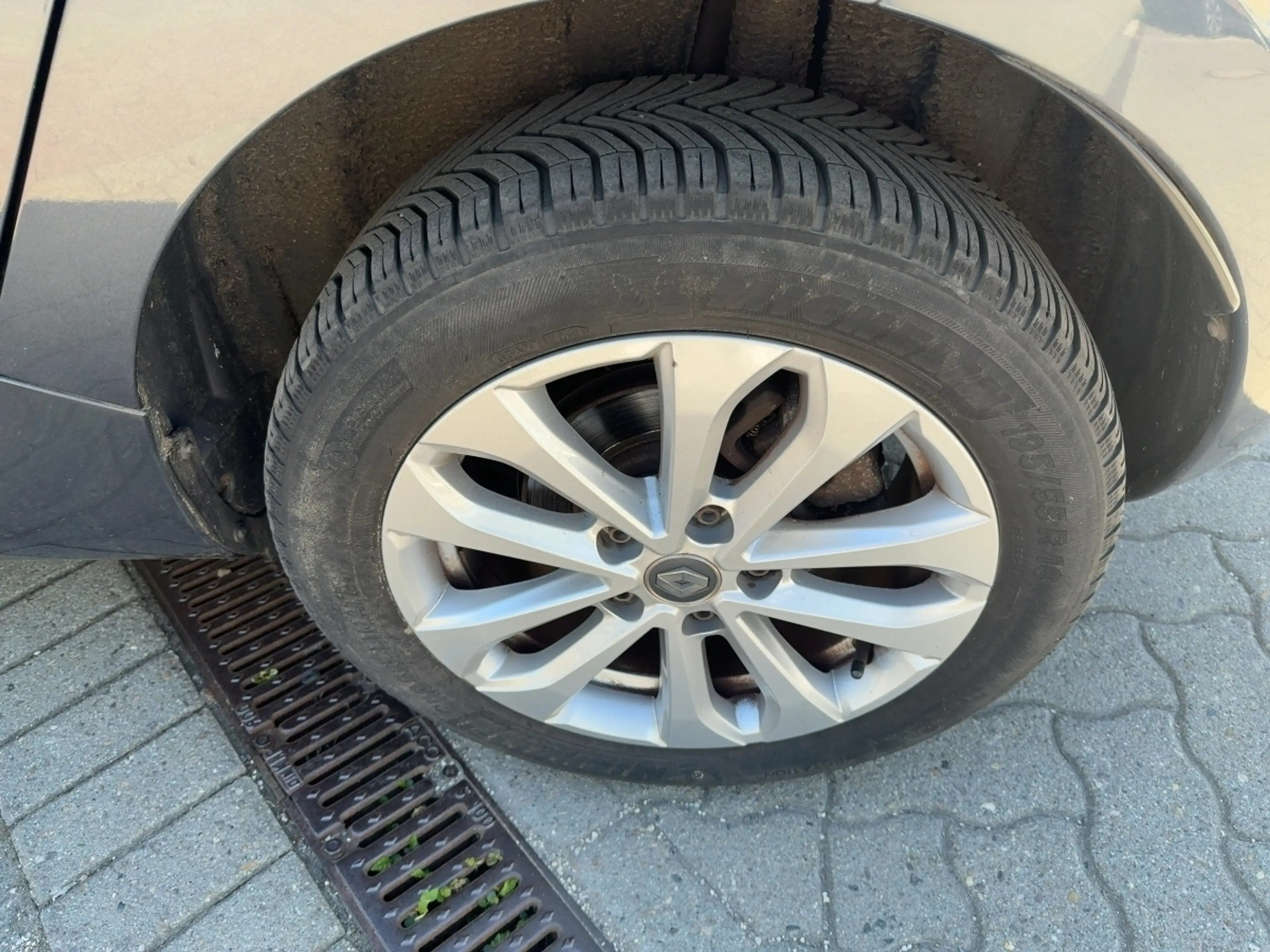 Renault ZOE E-TECH R110 / 50 KW — photo 12