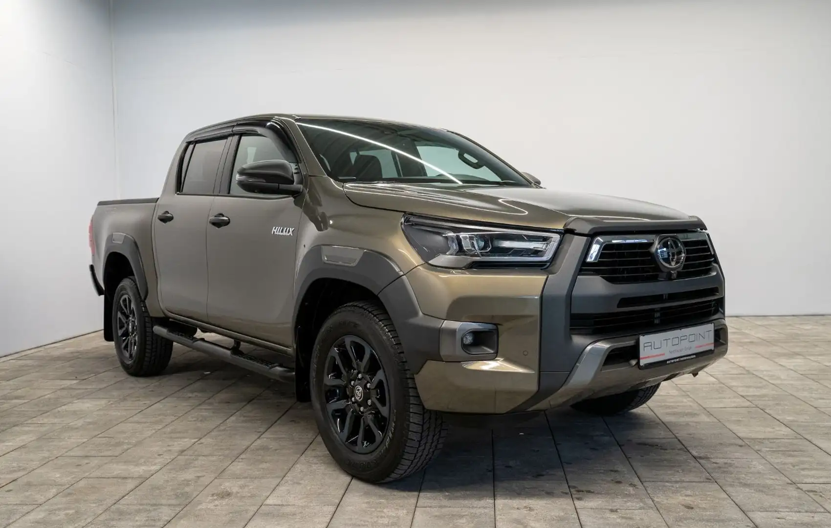 Toyota Hilux 2.8 D4-D Double Cab INVINCIBLE °AHK°Wanne° Zelená - 2