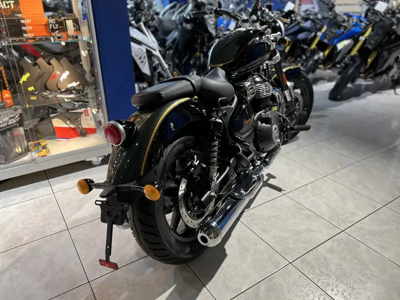 Royal Enfield Super Meteor 650 - foto 3