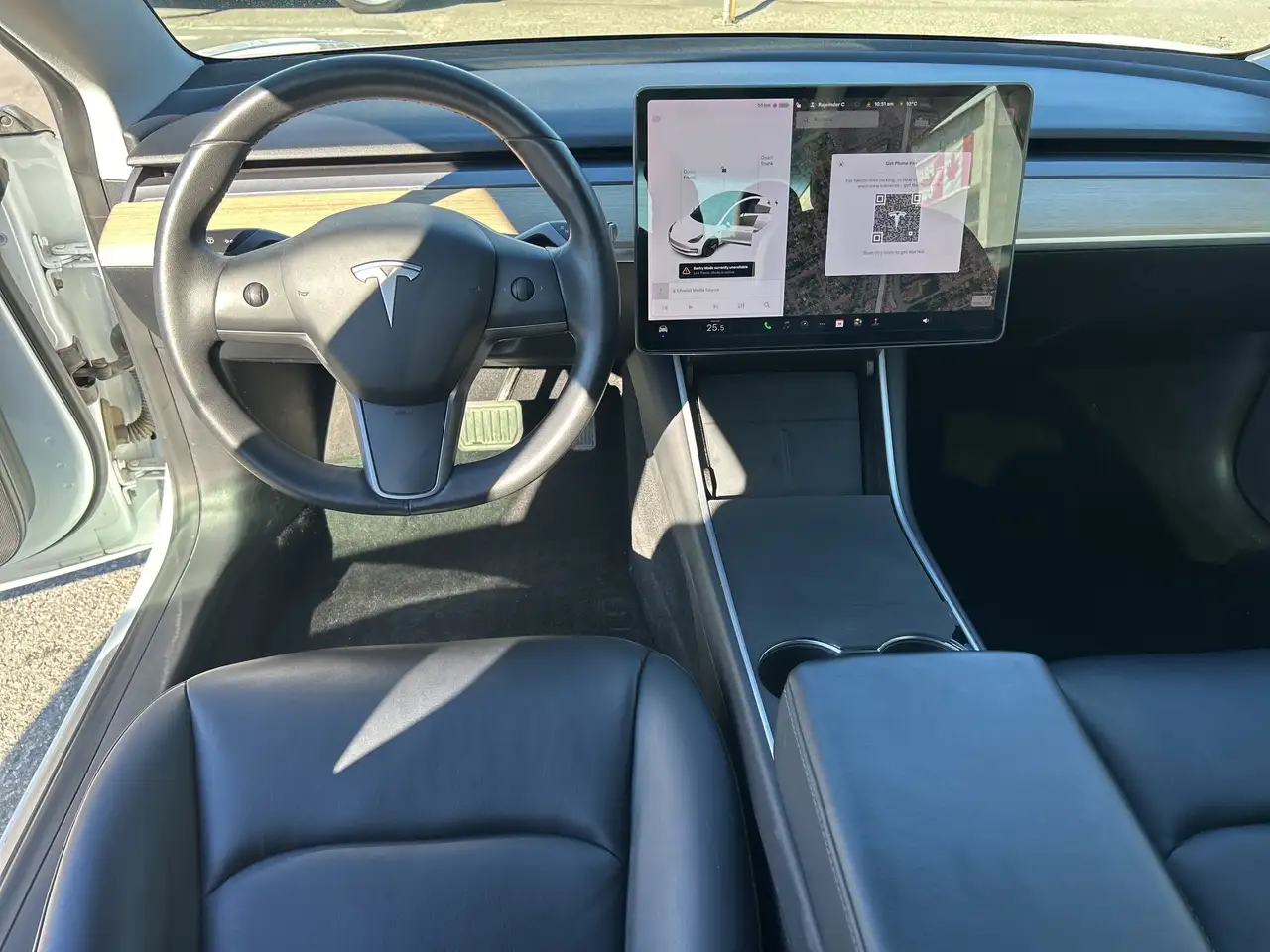 Tesla Model 3 fotografie Tesla Model 3