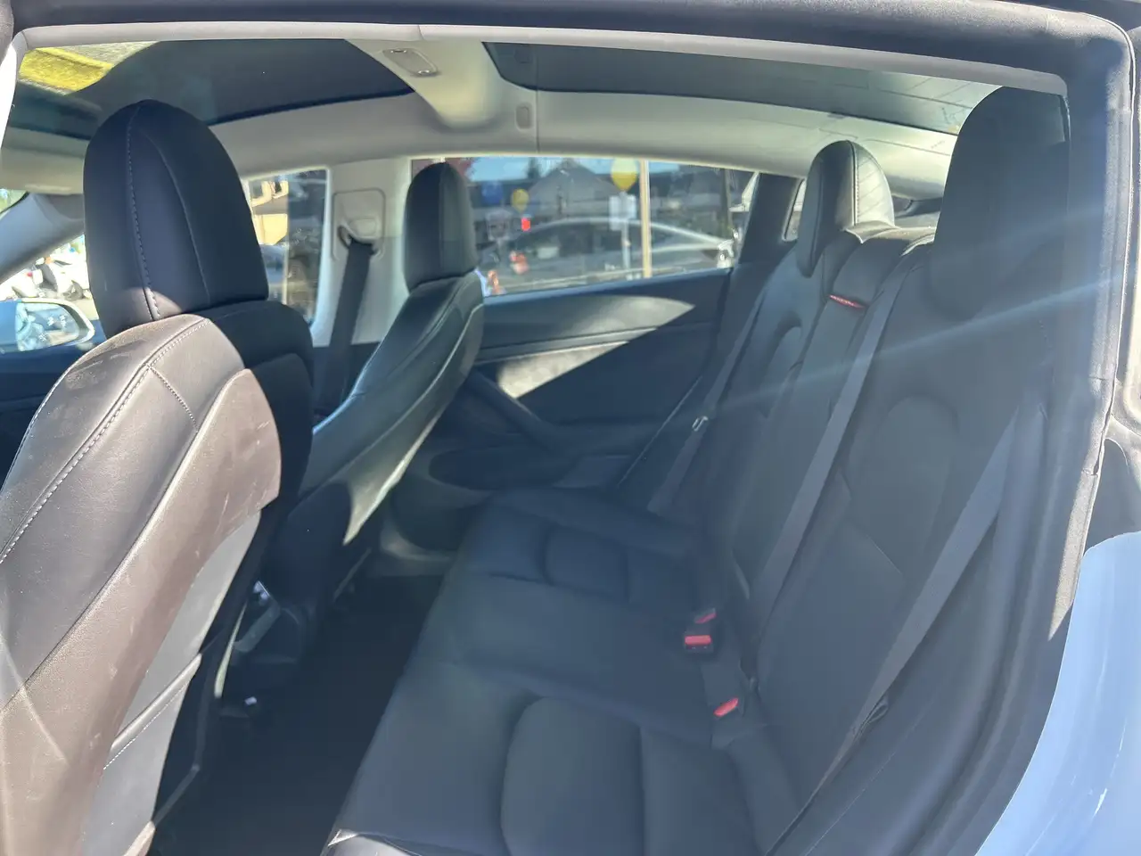 Tesla Model 3 fotografie Tesla Model 3