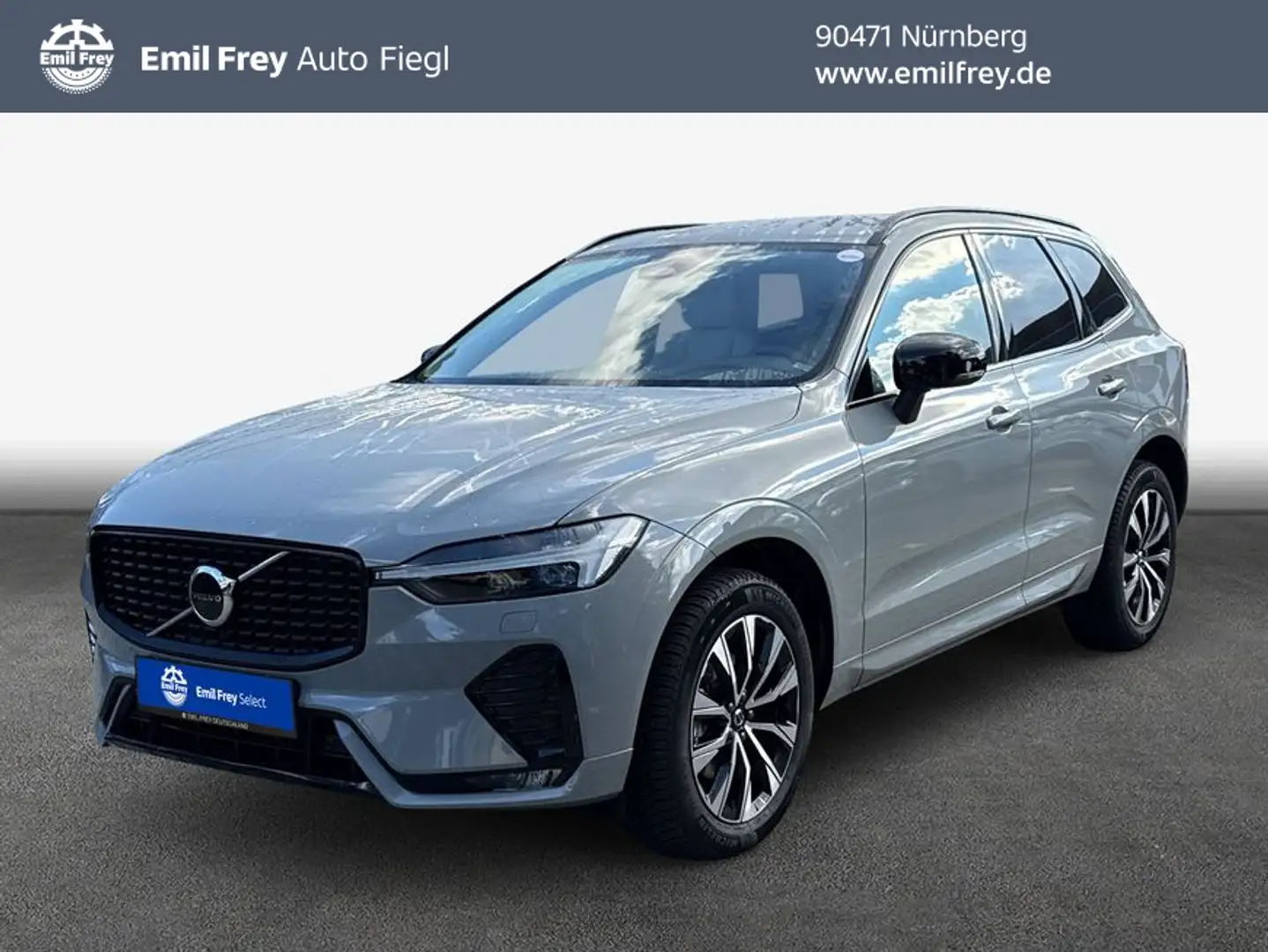 Volvo XC60 XC60 B5 B AWD Plus Dark Grijs - 1