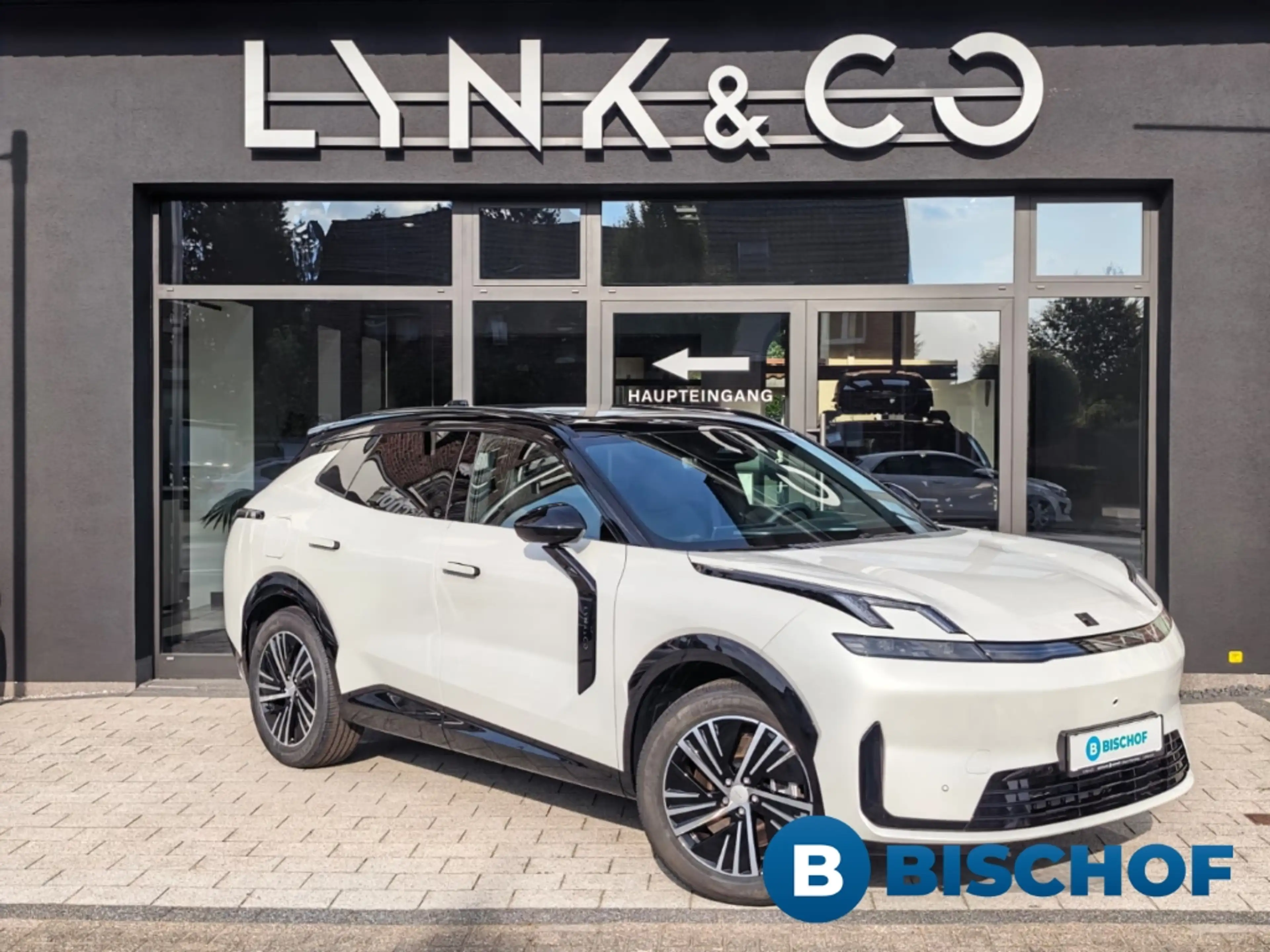 Lynk & Co 08 Core 1.5 T PHEV 257 kW El. Panodach Navi Leder Dig
