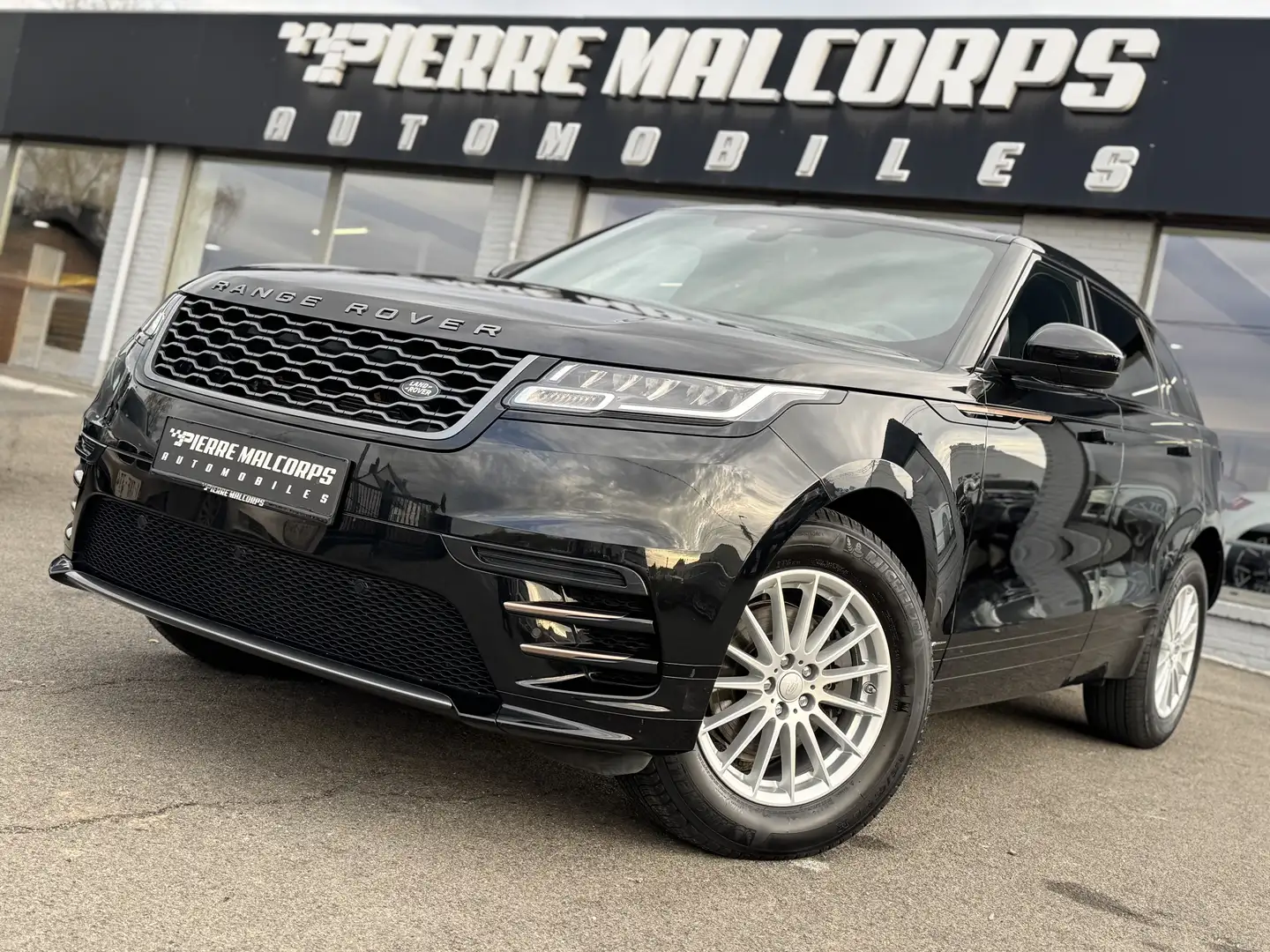Land Rover Range Rover Velar P250 R-Dynamic / NAV / CUIR / CARPLAY / TOIT OUV. Noir - 1