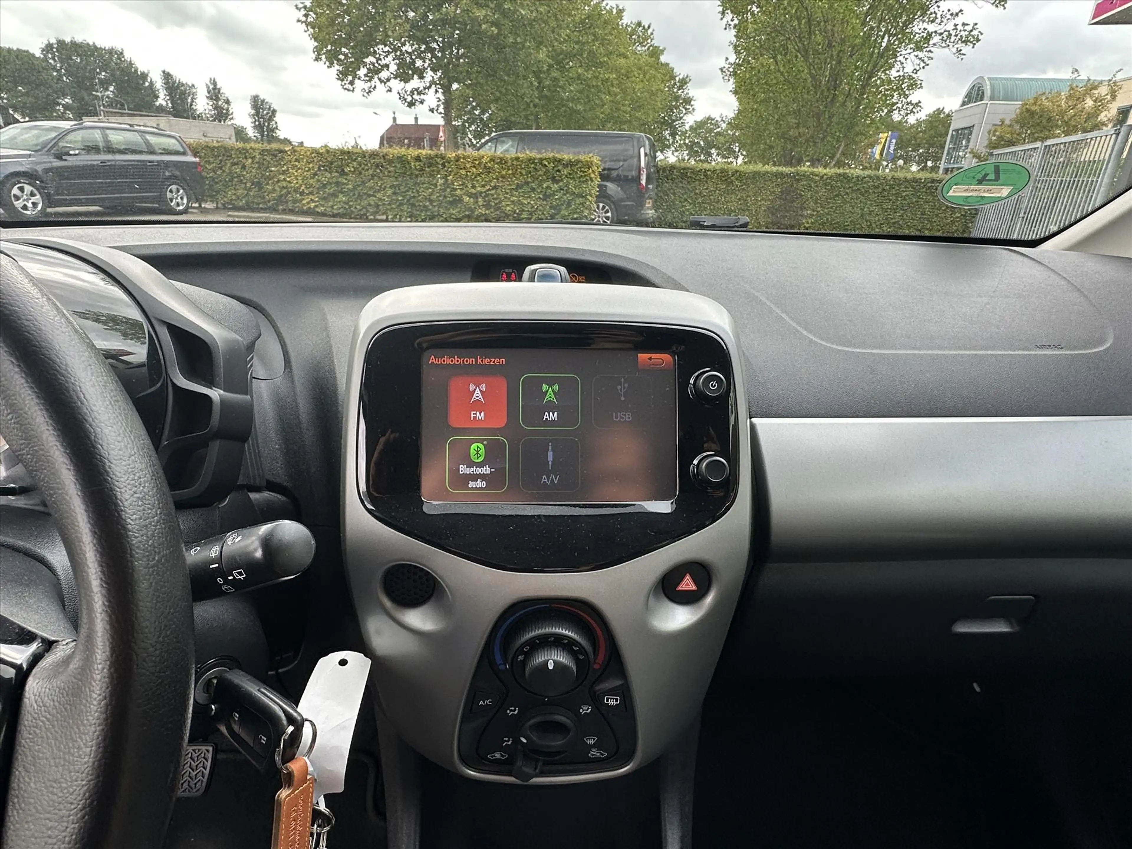 Toyota Aygo 1.0 VVT-i 69pk 5D x-cite — photo 10