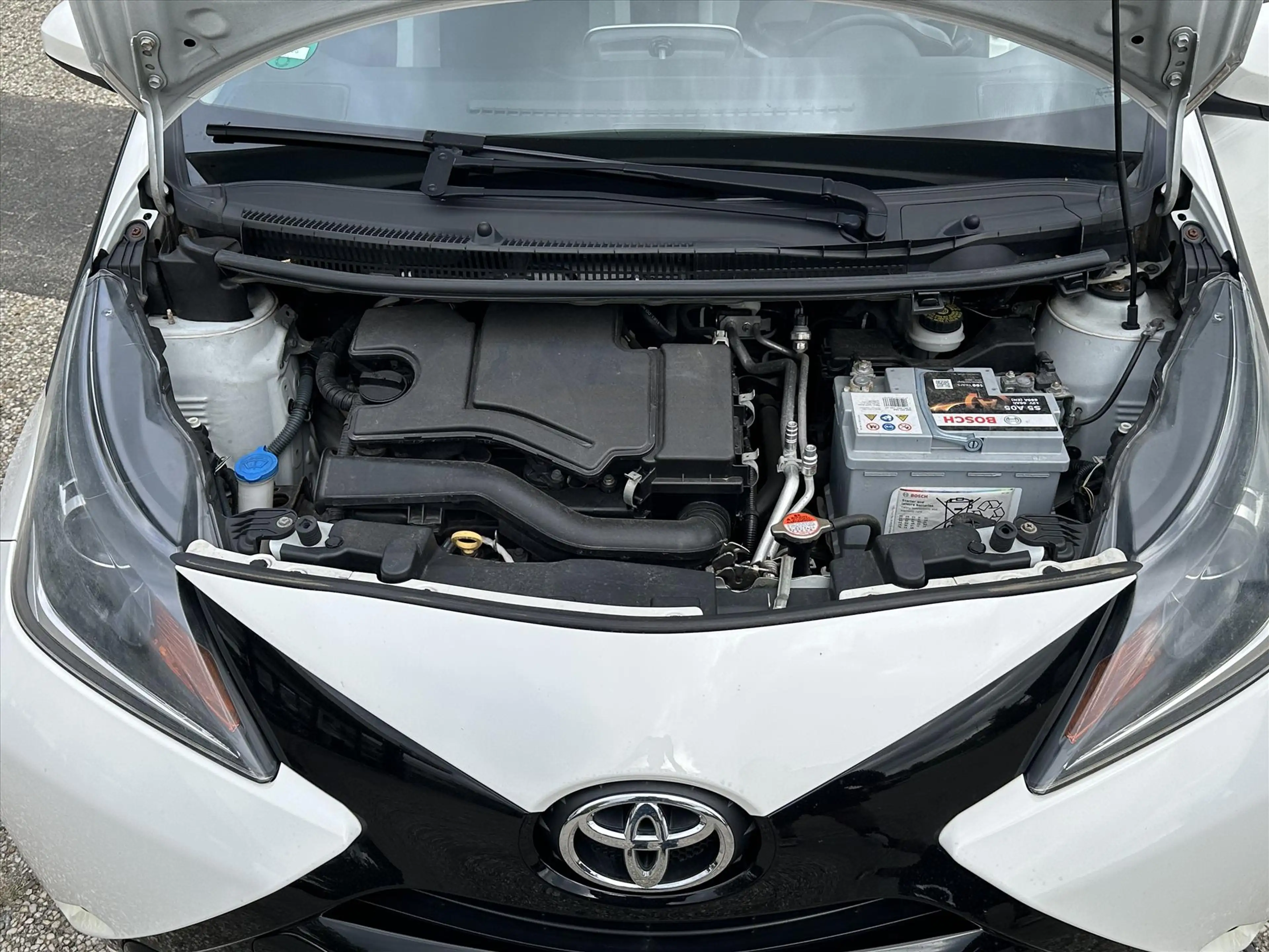 Toyota Aygo 1.0 VVT-i 69pk 5D x-cite — photo 12