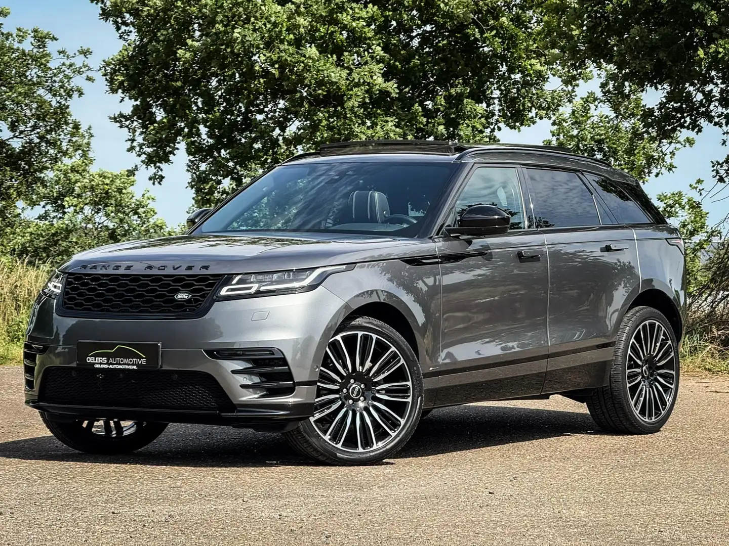 Land Rover Range Rover Velar 2.0 P250 AWD R-Dynamic SE | Panorama dak | Leder | Grau - 1