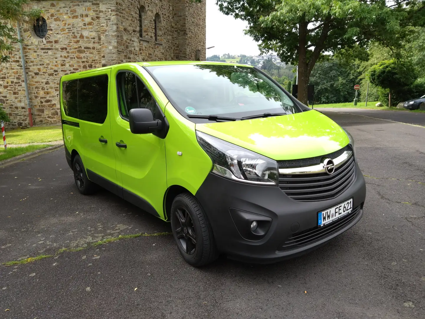 Opel Vivaro B neuer Motor L1H1 1,6 CDTI Biturbo Grün - 1