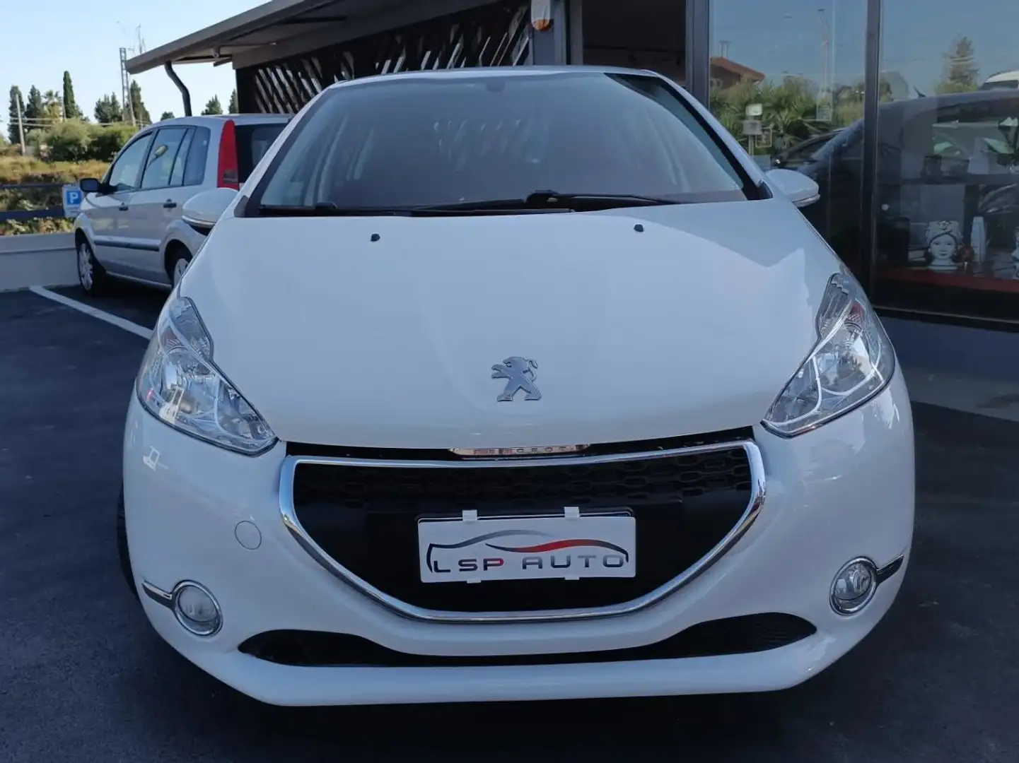 Peugeot 208 5p 1.4 hdi 8v Allure Bianco - 2