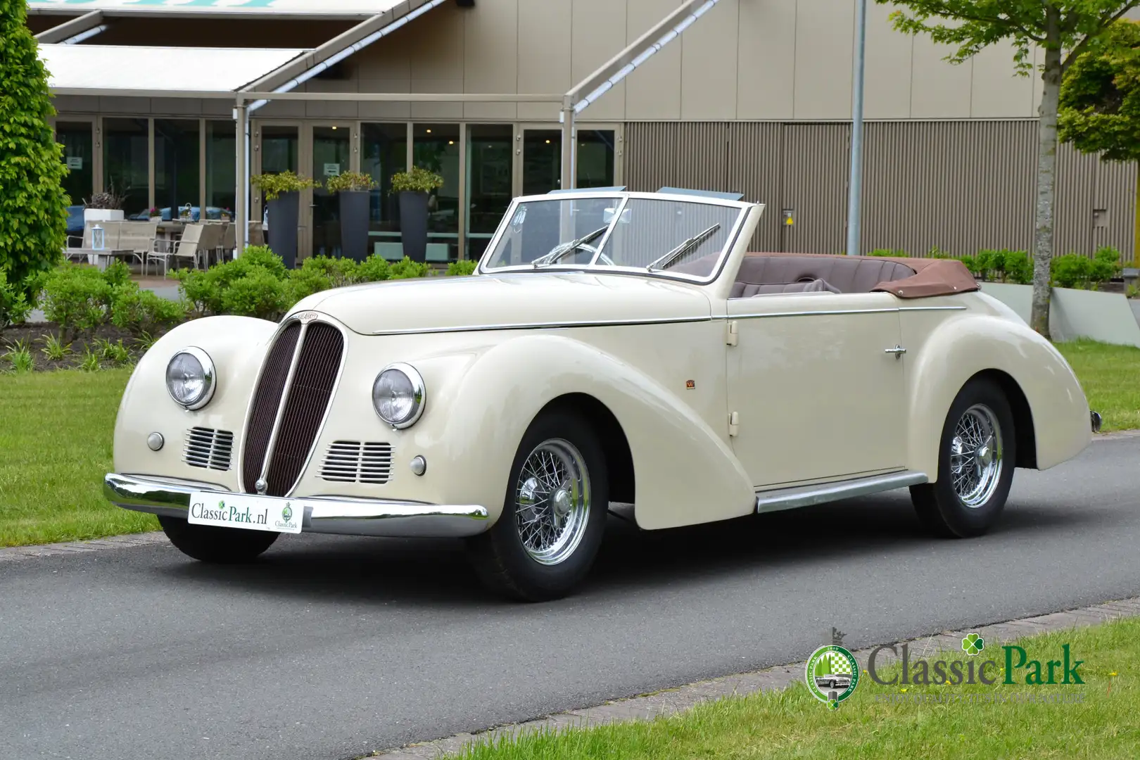 Oldtimer Delahaye 135 MS Beige - 1