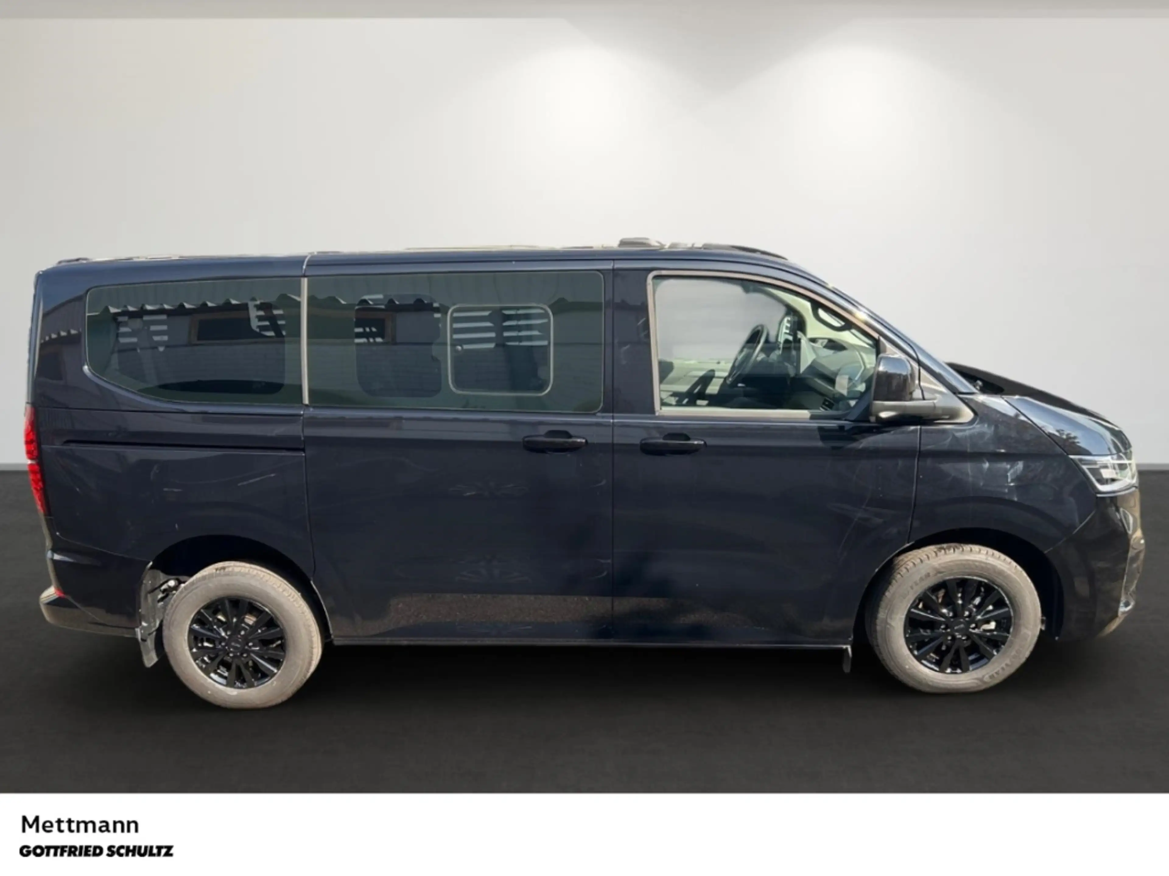 Volkswagen T7 Caravelle 2 0 TDI 8-Sitz DSG LED NAVI PANO AHK ASSP H&KHeck- — photo 3