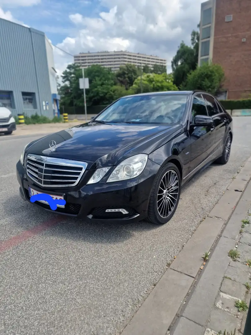 Mercedes-Benz 350 - 1