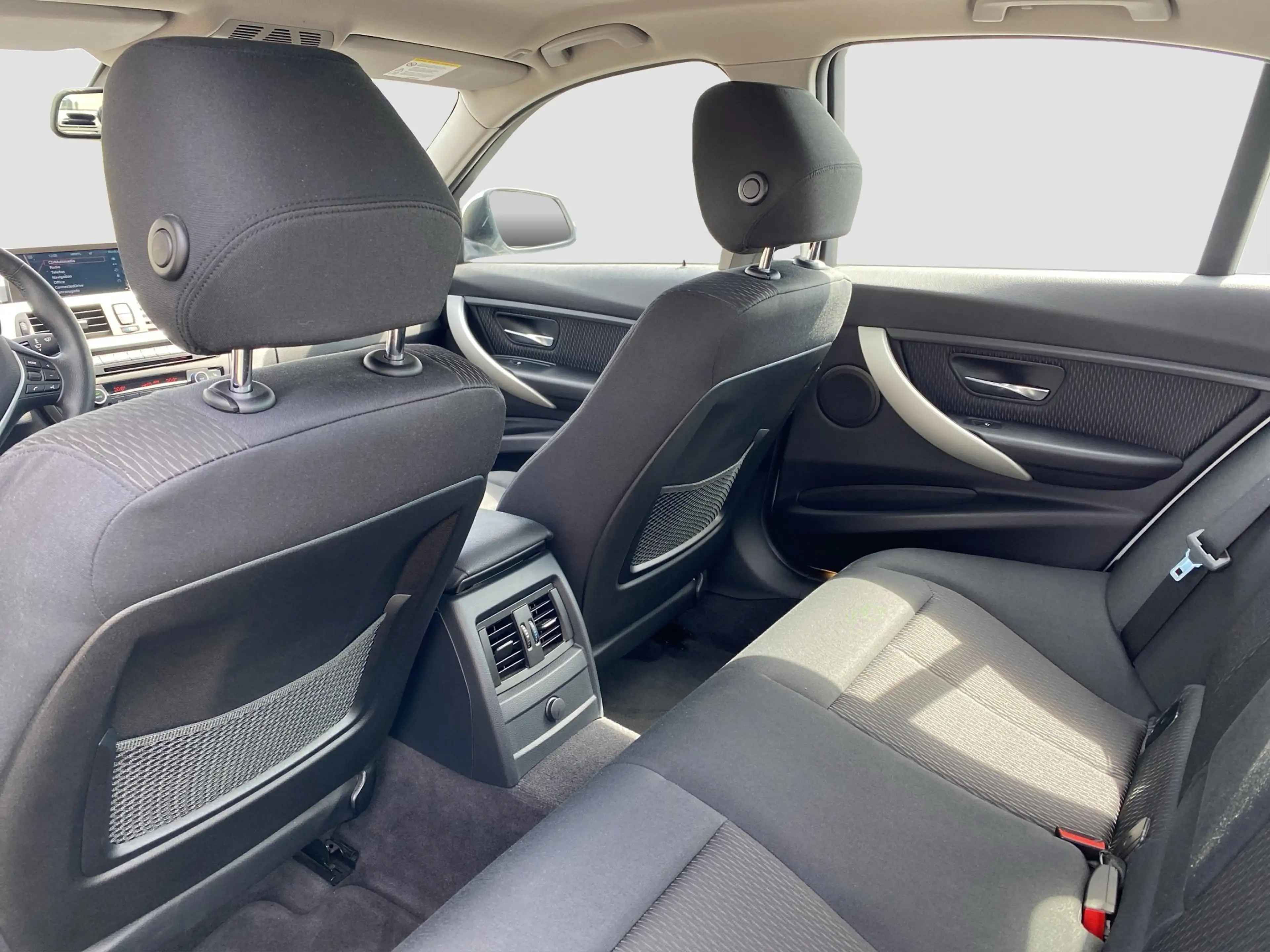 BMW 328 i xDrive +nur an Händler/Export+ — photo 15