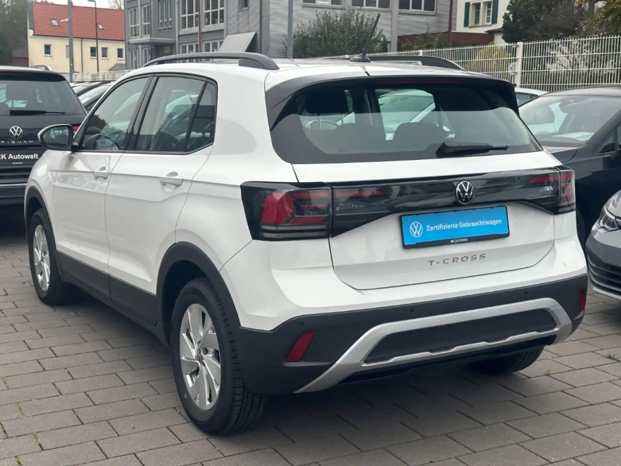 Volkswagen T-Cross 1.0 TSI Neues Modell digitales Cockpit LED ACC Na 13