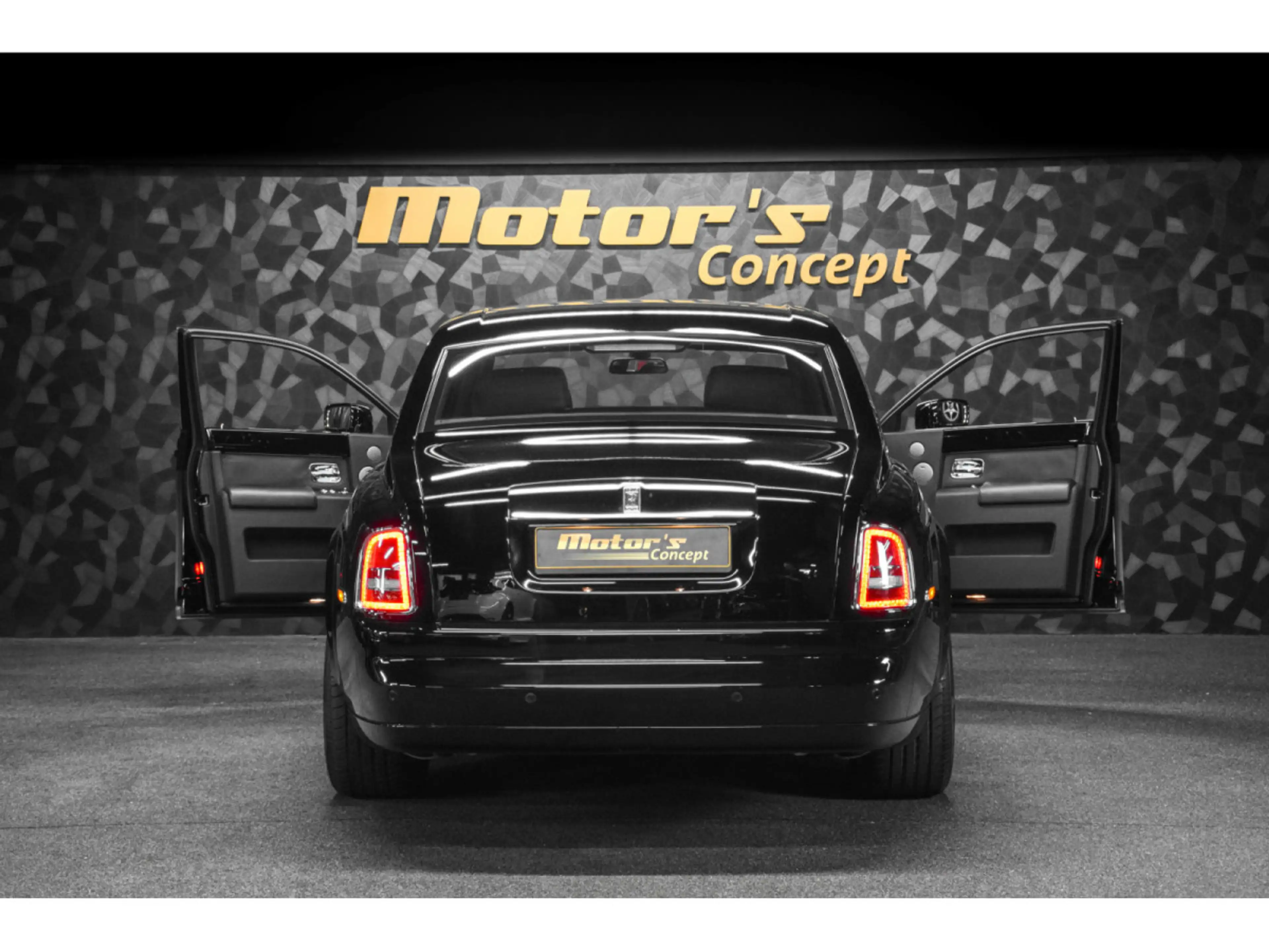 Rolls-Royce Phantom 6.75 V12 — photo 5