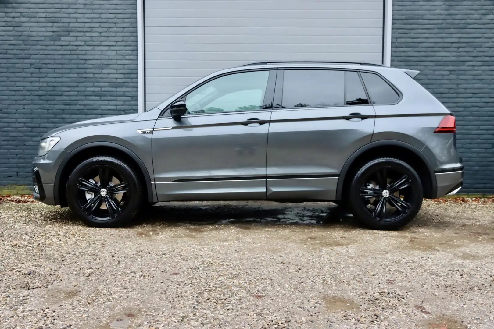 Volkswagen Tiguan 2.0 TSI 4Motion Highline Business R-LINE | 1E EIGE Gris - 2