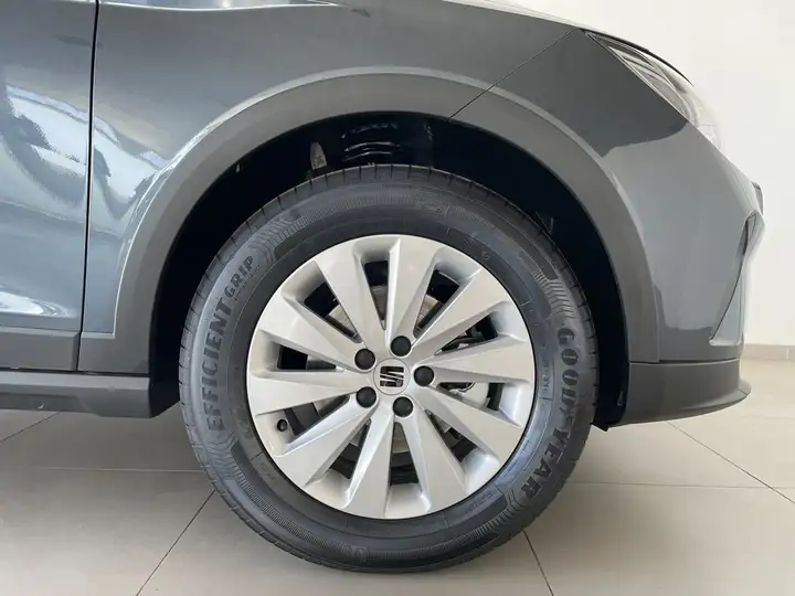SEAT Arona 1.0 TSI St&Sp Style Special Edition 2025, foto 8