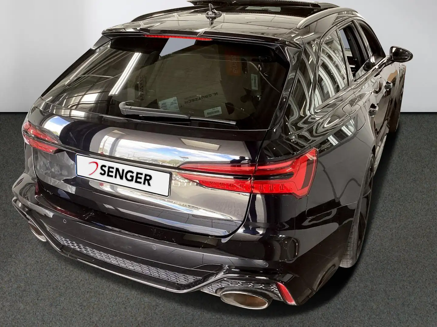 Audi RS6 Avant 4.0 TFSI quattro AHK SH Matrix Pano Schwarz - 2
