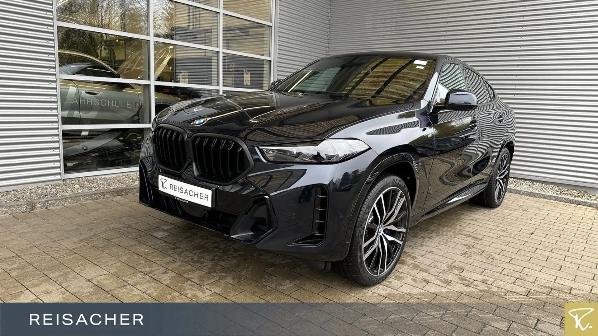 BMW X6 xDrive40i A M-Sport PRO,AHK,DAProf,Leder,Auto Noir - 1
