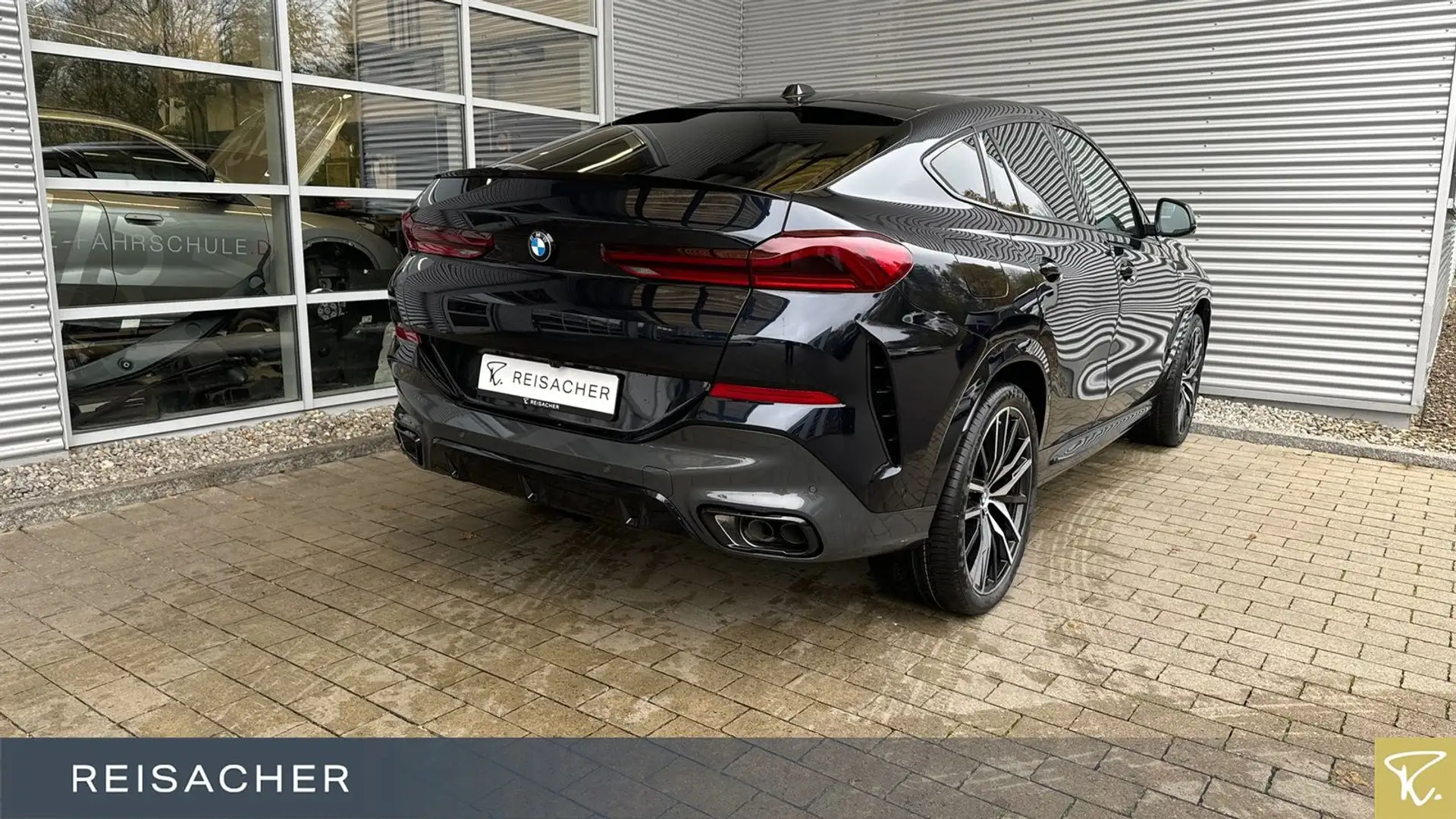 BMW X6 xDrive40i A M-Sport PRO,AHK,DAProf,Leder,Auto Noir - 2