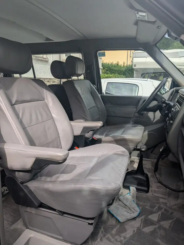 Volkswagen T4 Multivan VR6 7DC UL3 Autm., foto 6