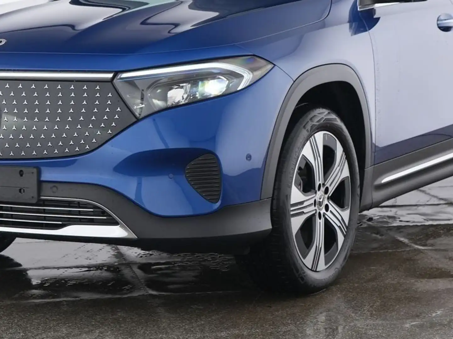 Mercedes-Benz EQB 250 EL-ART-ADV+ MEMO AHK FAP HuD 360°BURMES Blu/Azzurro - 2