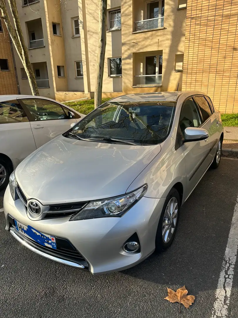 Toyota Auris 100 VVT-i Active - 1