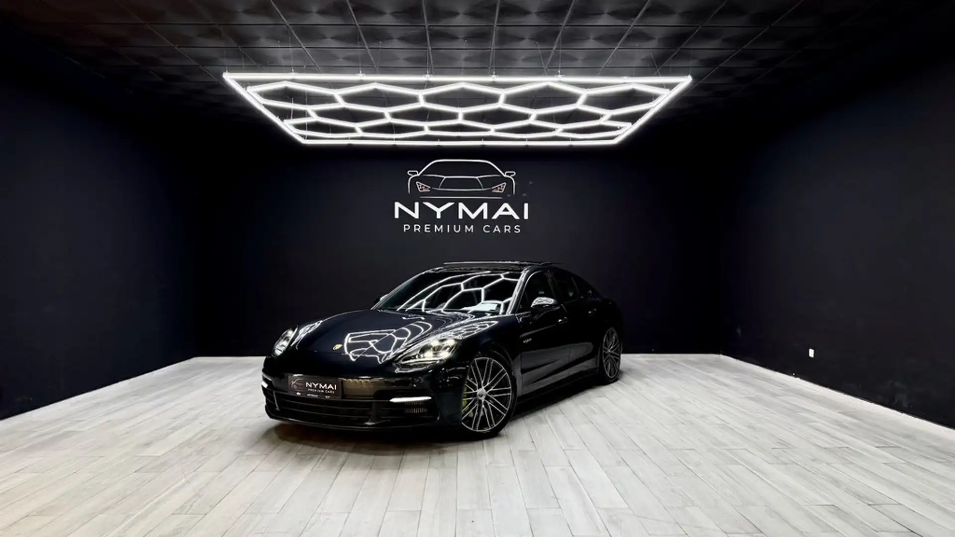 Porsche Panamera 4 e-Hybrid Gris - 1