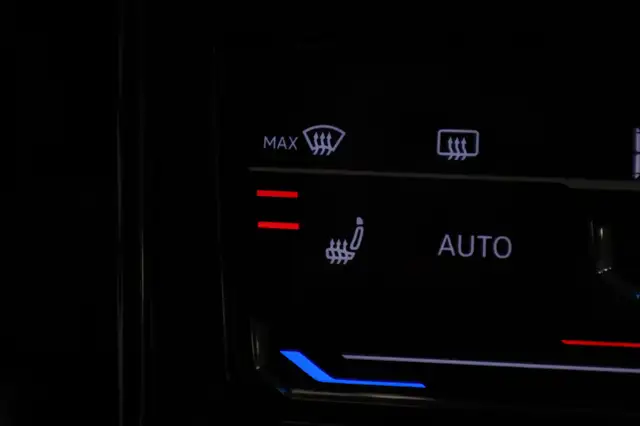 Volkswagen T-Cross view 14