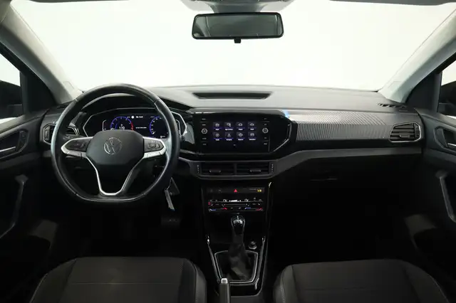 Volkswagen T-Cross view 6